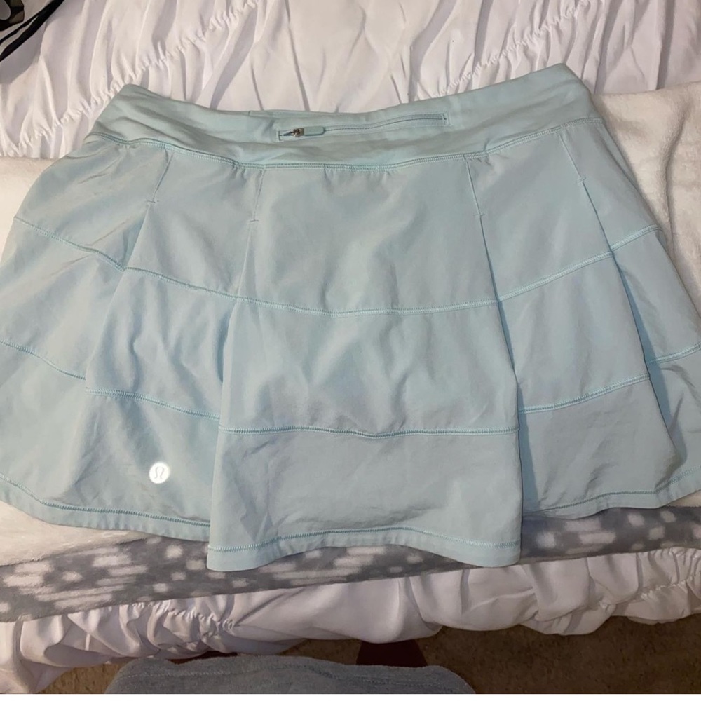 Rare! Mint colored lululemon skirt